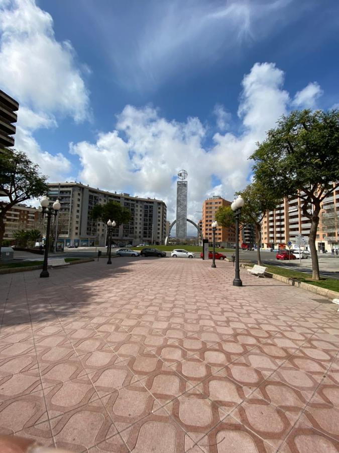 Apartment Rambla Tarragona Free Parking Buitenkant foto