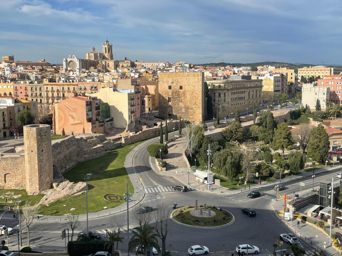 Apartment Rambla Tarragona Free Parking Buitenkant foto